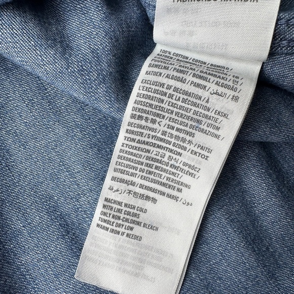 Hollister Blue Cotton Denim Long Sleeve Button Up Logo Jean Shirt Women’s Small - Picture 7 of 8